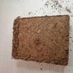 Kókuszrost talaj terráriumba