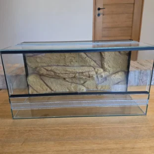 60×30×30 háttérrel ellátott terrárium